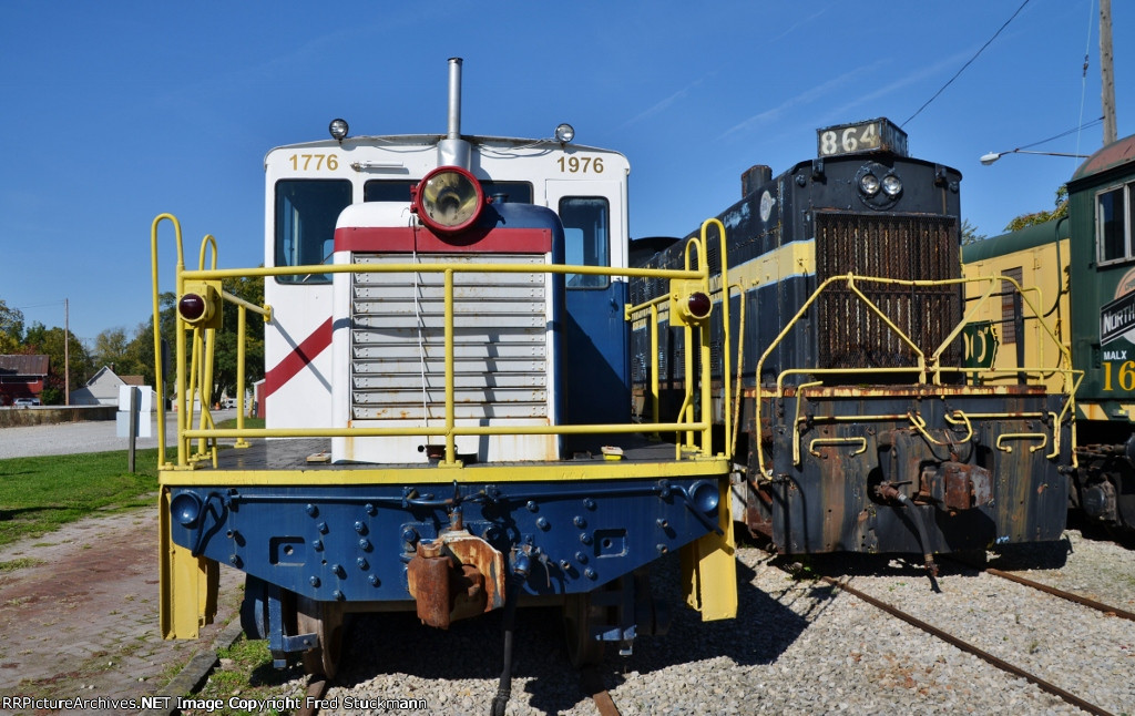 CRGX 864 sits in the middle.